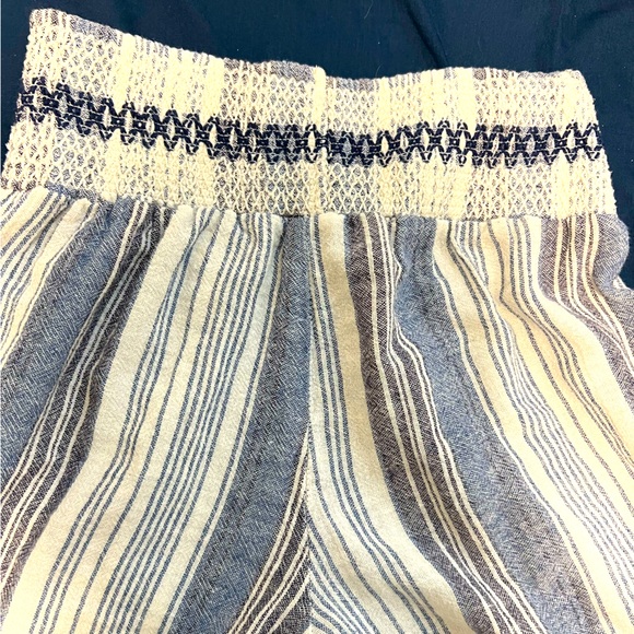 Woman’s Small Indigo Rein Beach Pants - Picture 3 of 3